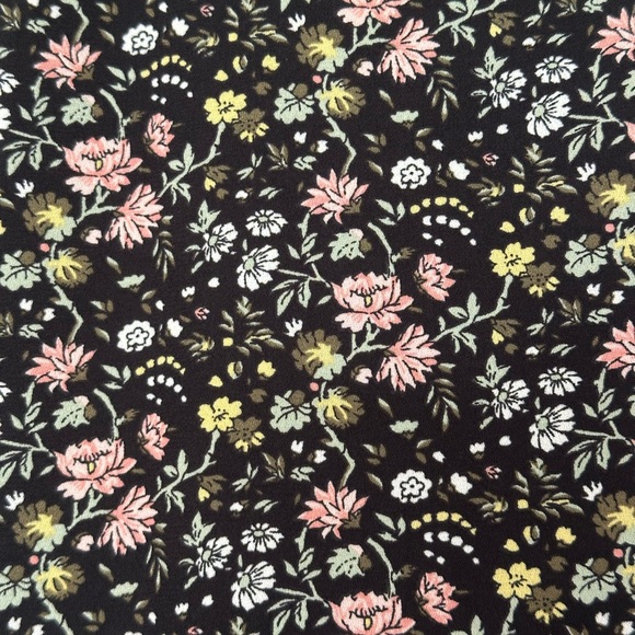 Loft black floral blouse size small - Picture 3 of 5